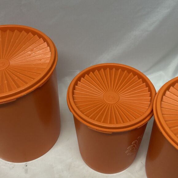 Set 4 Tupperware Canister Set Lid Orange 805-6, 805-13, 809-13, 807-12 - Picture 12 of 13